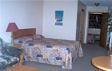 Foto 1 de 5 de 1 Queen Bed, Smoking