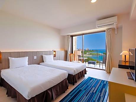 Standard Twin Room on Upper Floor(7-11F) with Terrace 31㎡ - Sea view- Tower Building