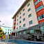 Grand Zuri Pekanbaru Hotel