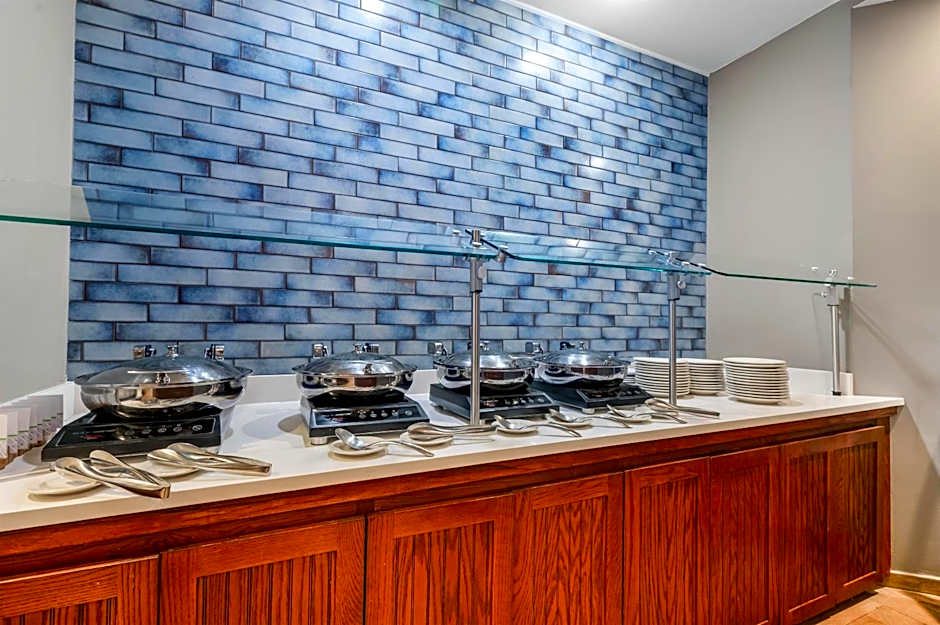 DoubleTree Suites By Hilton Raleigh-Durham