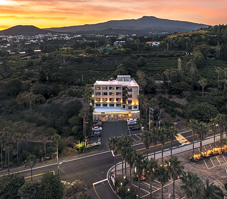 Jeju Bricks Hotel