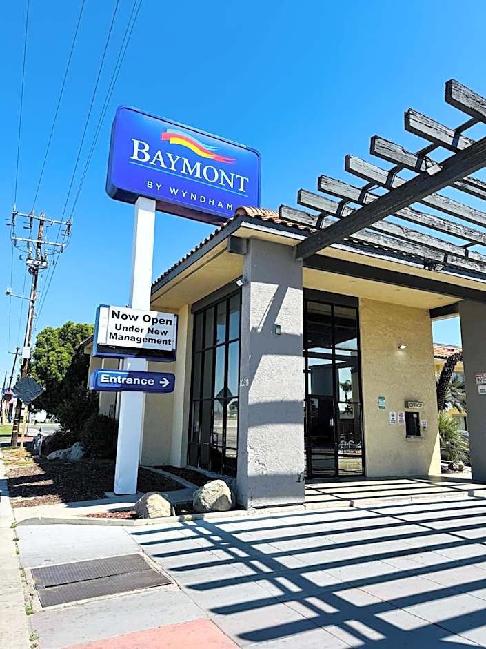 Baymont by Wyndham Bakersfield