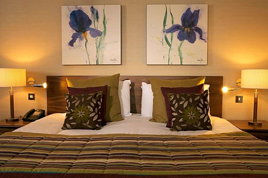 The Bull Hotel; Sure Hotel Collection by Best Western