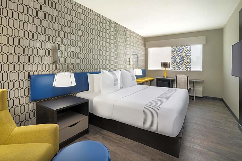 Glo Best Western Tulsa-Catoosa East Route 66