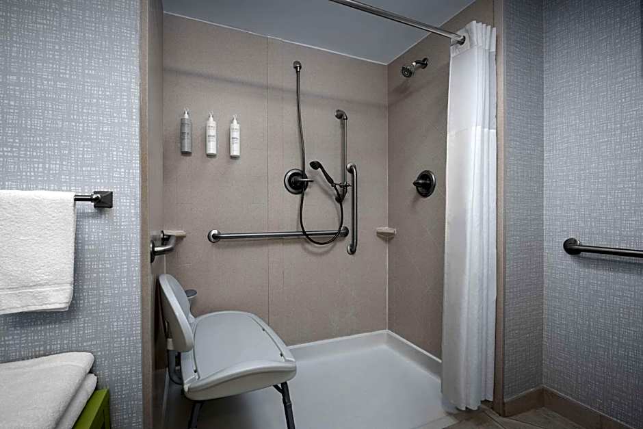 Hampton Inn By Hilton Statesboro