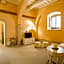 Farmhouse with swimming pool surrounded by greenery just 20 minutes from Arezzo