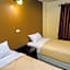 Maladee Hotel