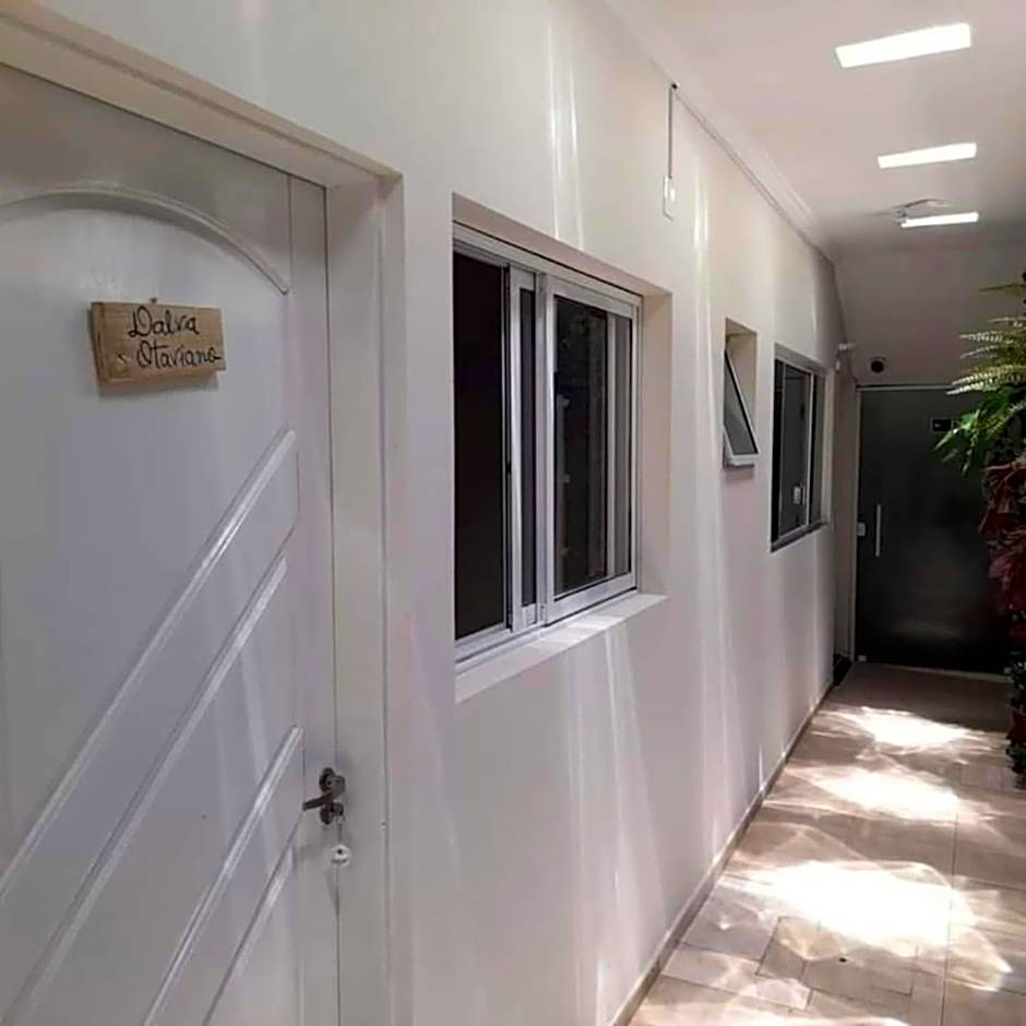 Suites Familia Otaviano Ubatuba Ótimo Custo-Benefício 500m da Praia