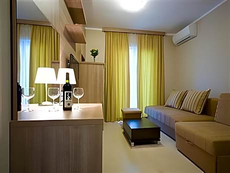 Apartment For 4 Adults