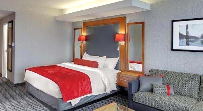 The Hotel At Kirkwood Center