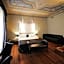 Borghese Palace Art Hotel