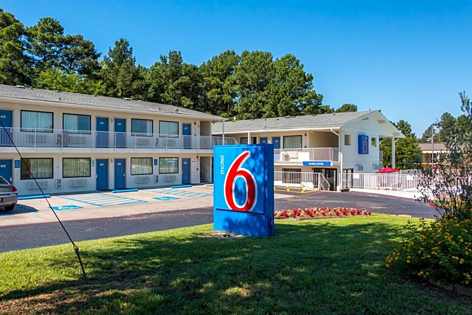 Motel 6-Longview, TX