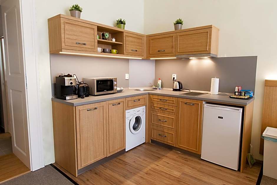 Karlova 25 Apartments