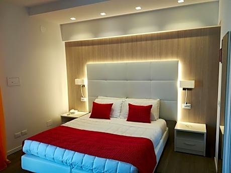 Superior Triple Room with Lateral Sea View