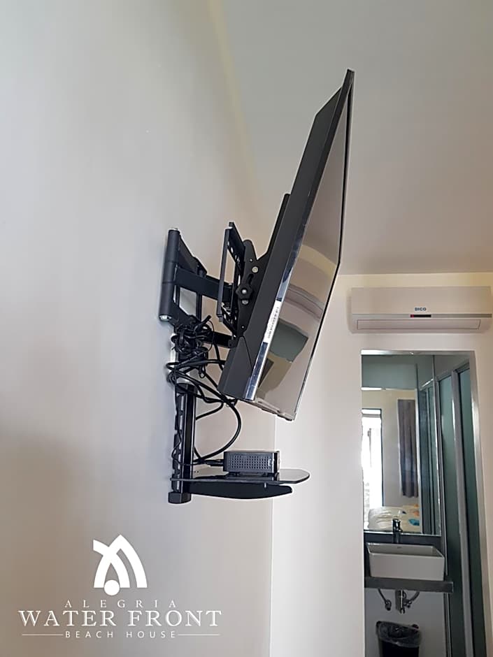 Alegria Water Front Beach House