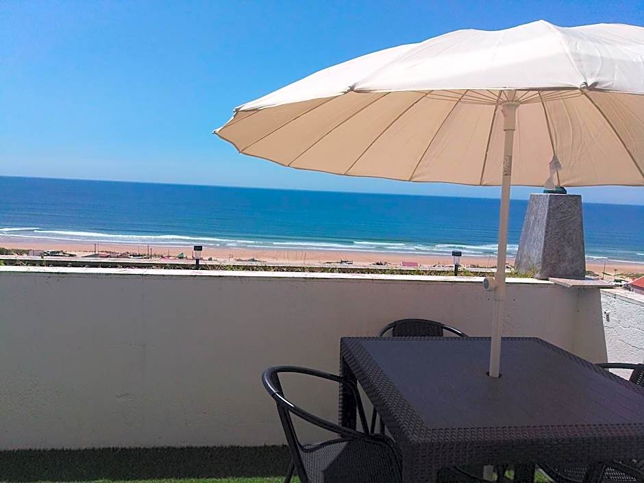Fonte da Telha Beach Hostel