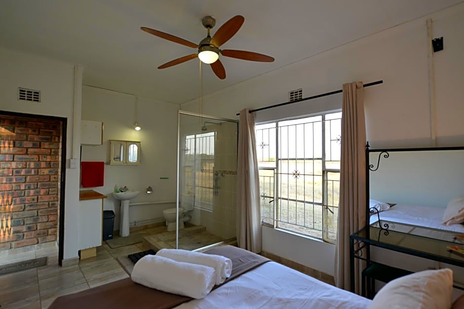 Karibu River Retreat