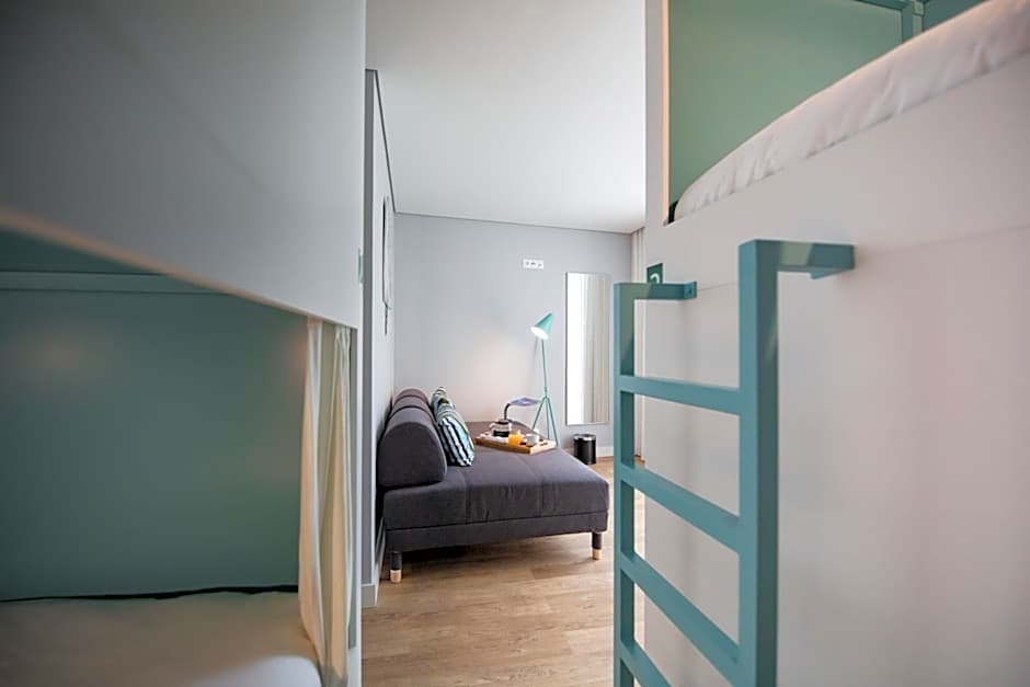 Ilha Hostel & Suites