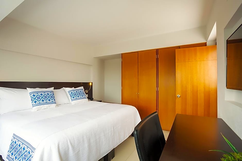 Hotel Indigo - Guadalajara Expo By IHG