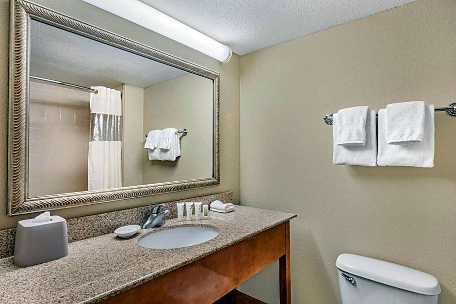 La Quinta Inn & Suites by Wyndham Minneapolis-Minnetonka