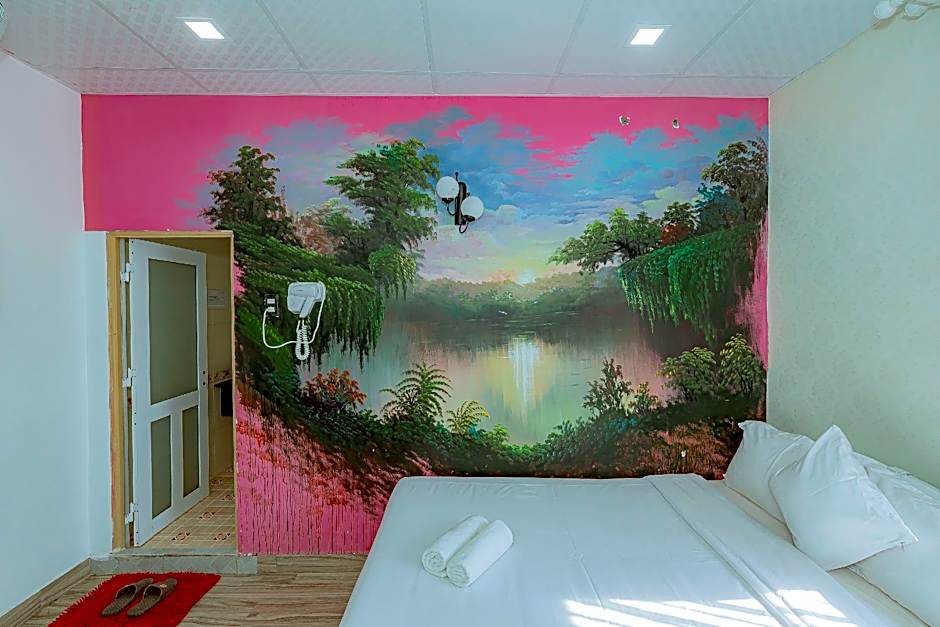 Ken's Backpackers Hotel