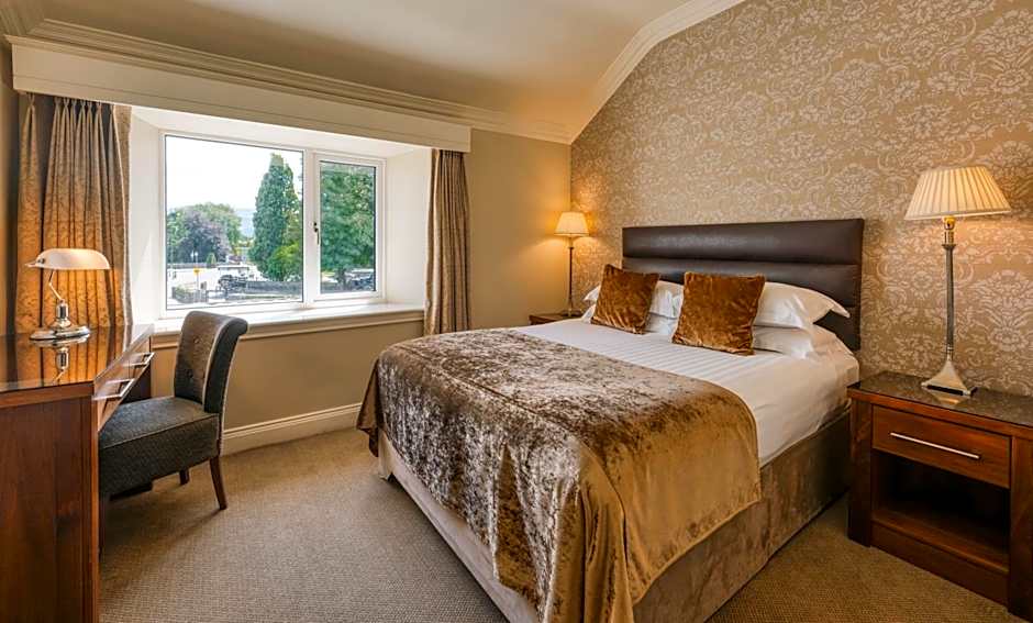 Photo 1 of 6 of Double Room