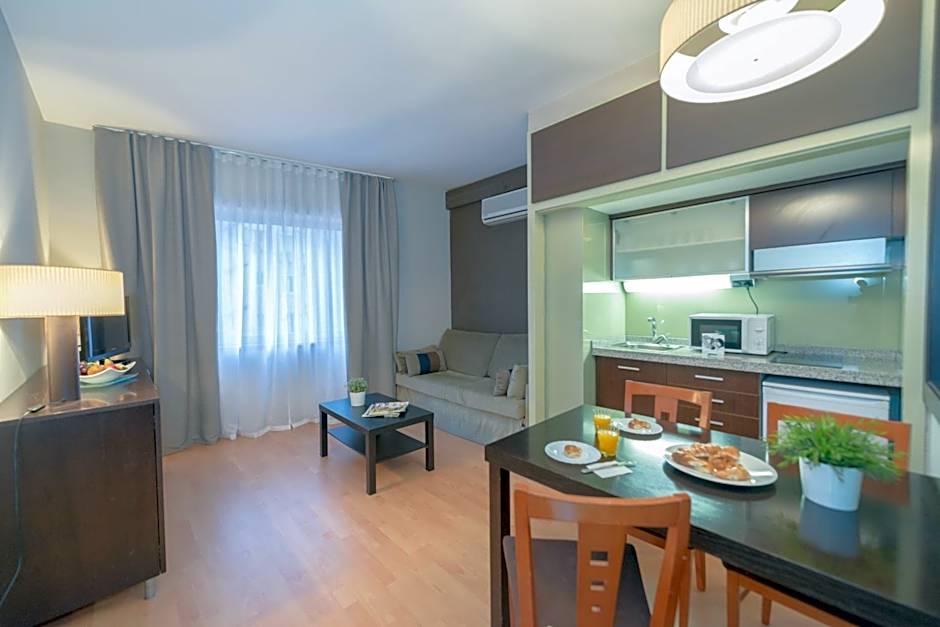 Senator Barcelona Apartments