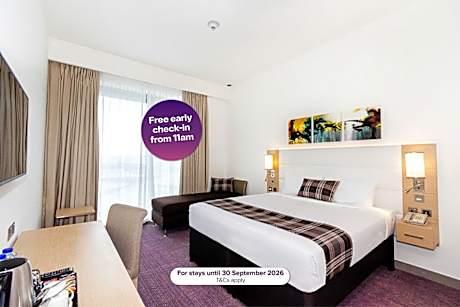 Premier Inn Dubai Dragon Mart