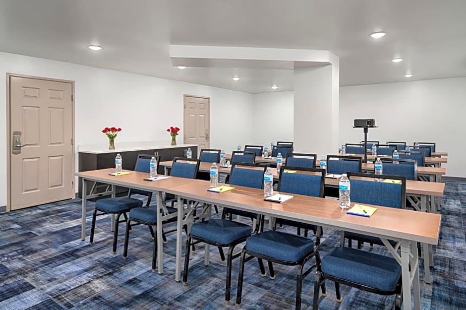 La Quinta Inn by Wyndham Columbus Airport Area