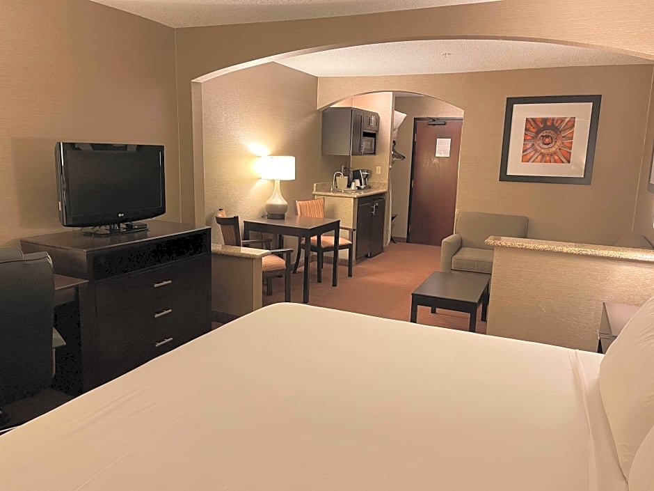 Country Inn And Suites By Radisson Garden City Ks