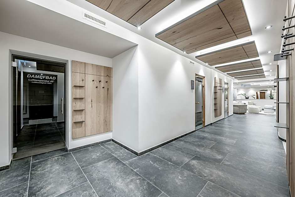 SKI - GOLF - WELLNESS Hotel Riml -Adults Only