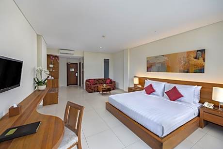 Junior Suite with Balcony