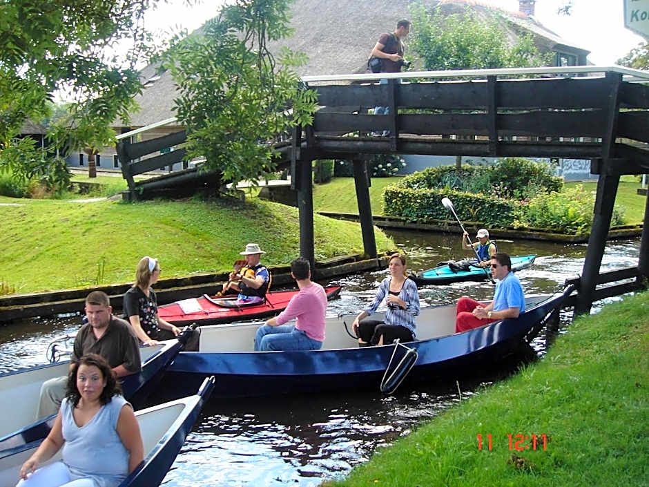 De Dames Van De Jonge Hotel Restaurant