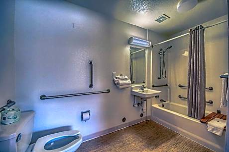 Double Room - Disability Access - Non-Smoking