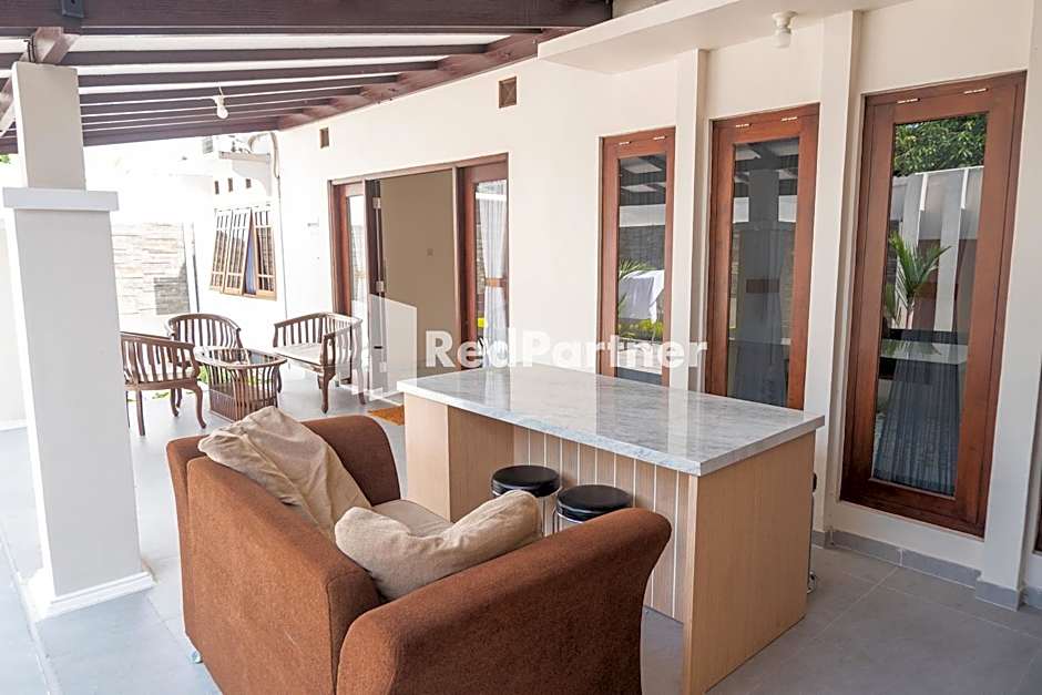 Guest House B Fren Syariah Near JIH Yogyakarta Mitra RedDoorz