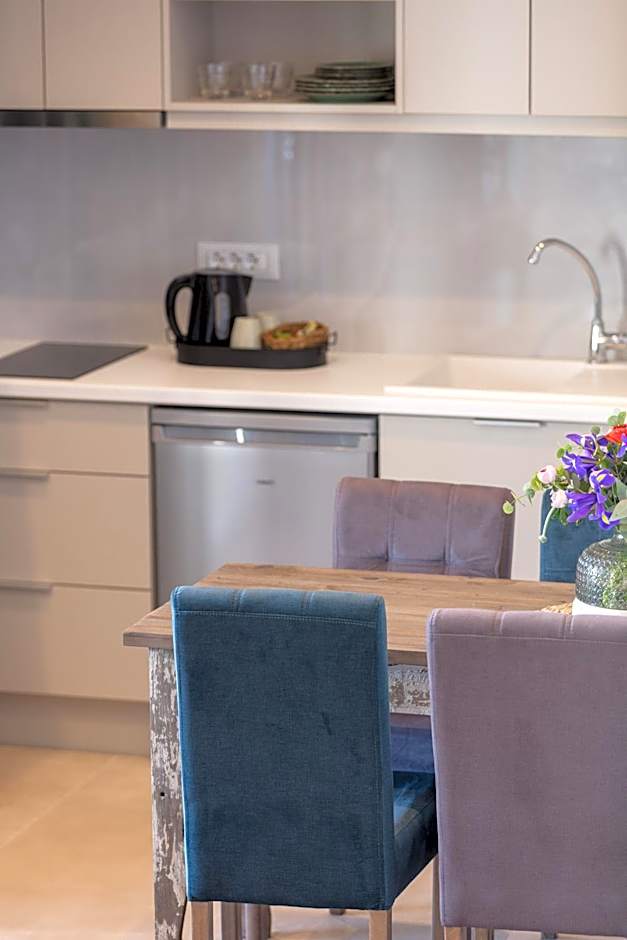 Lines Concept Accommodation