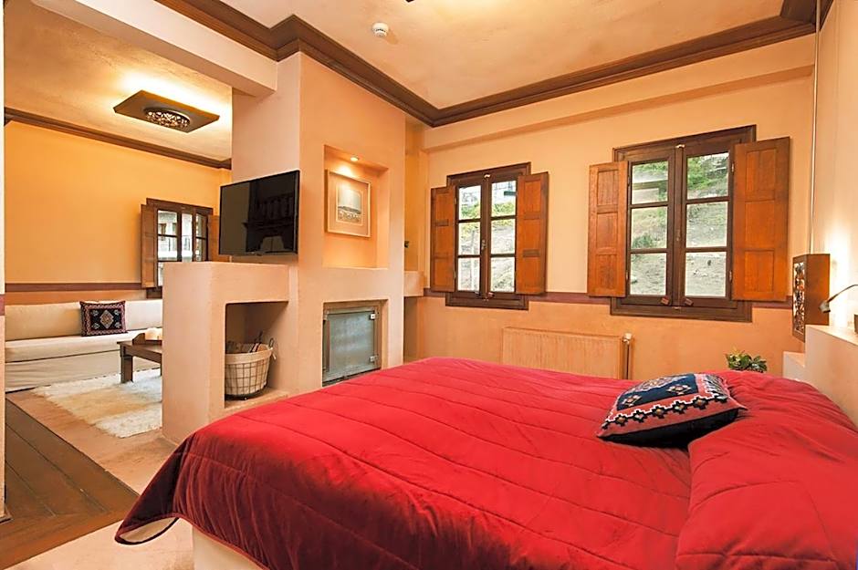 Katogi Averoff Hotel & Winery