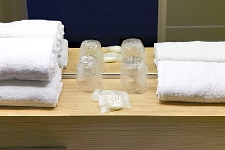 Superior Room - 1 Double Bed