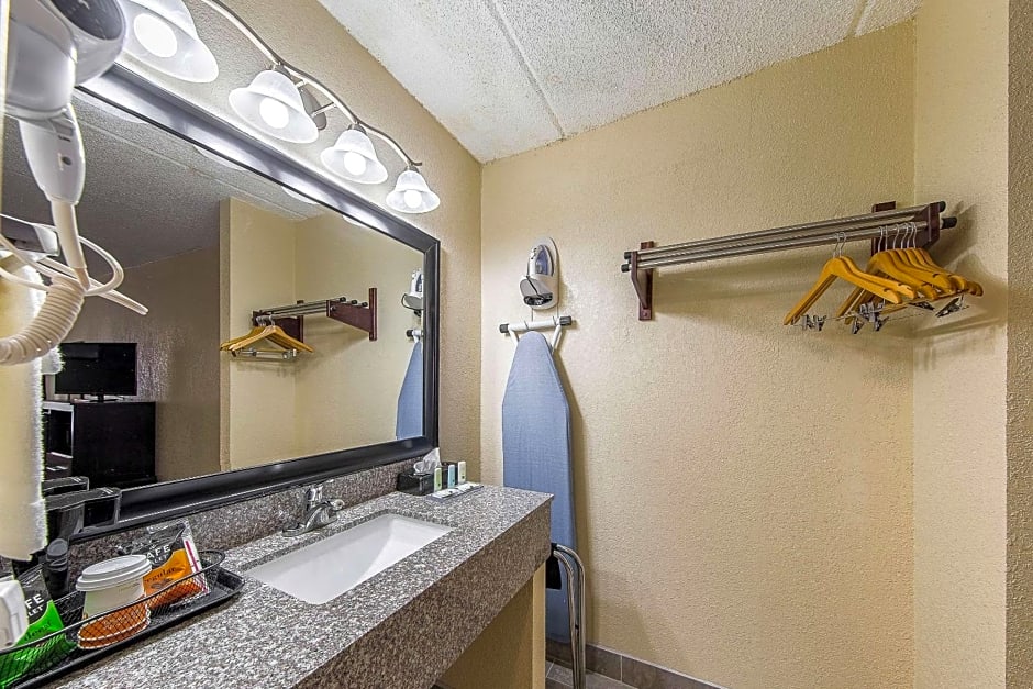 Quality Inn