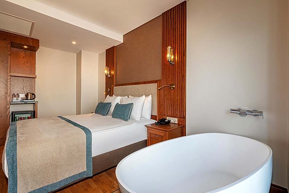 Photo 1 of 16 of Suite