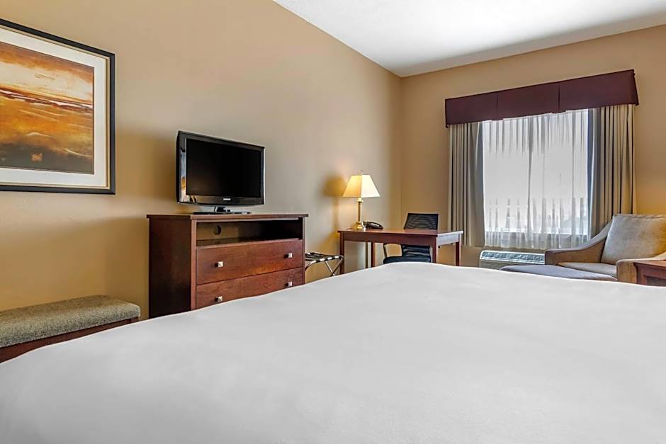 Quality Inn & Suites