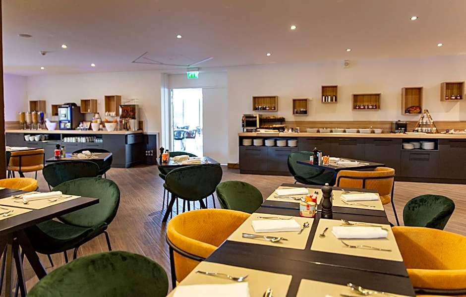 Zenitude Hotel la Valadiere, an Ascend Collection Hotel