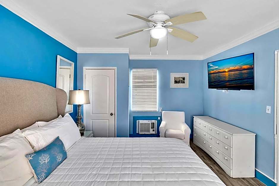 Walkabout 8 Tower Suite with Panoramic Ocean Views
