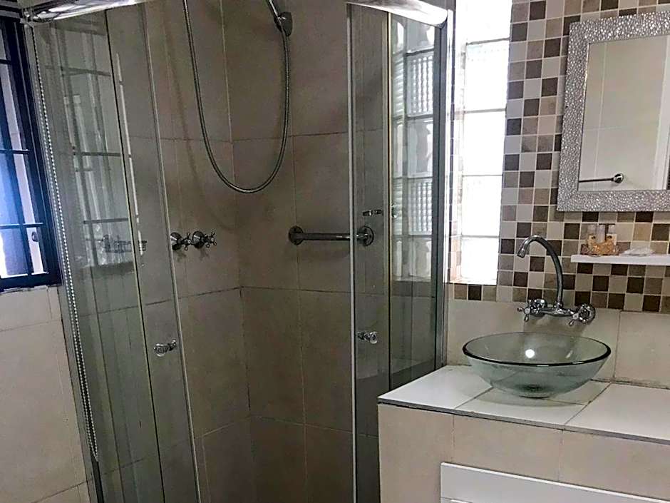 Muco Guest House