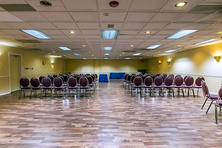 NORTHEAST GARDEN INN.