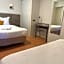 Le Victor Hugo - Hôtel et Restaurant - Logis Hôtels