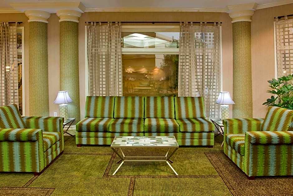 La Quinta Inn & Suites by Wyndham Greenville Haywood