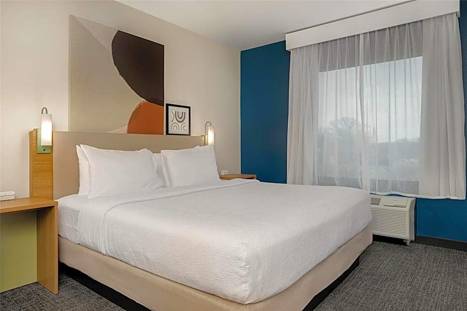 Spark by Hilton Rahway