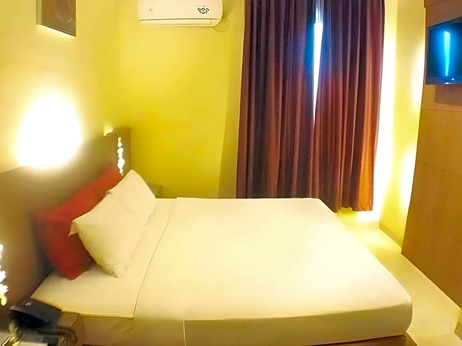 Amans Hotel