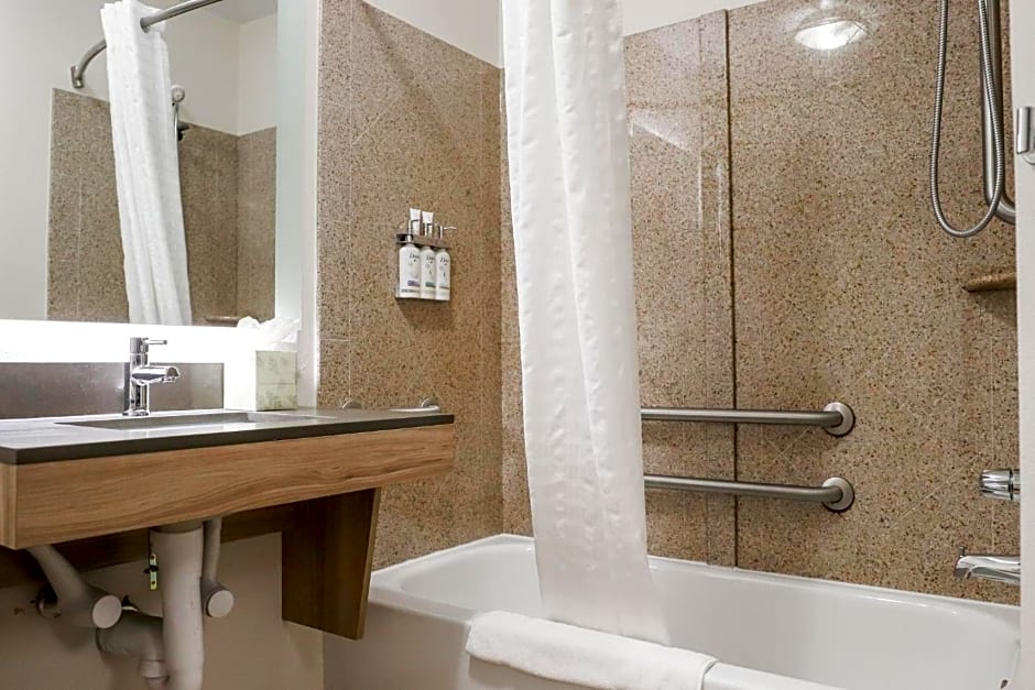 Candlewood Suites Richmond Airport Hotel By IHG